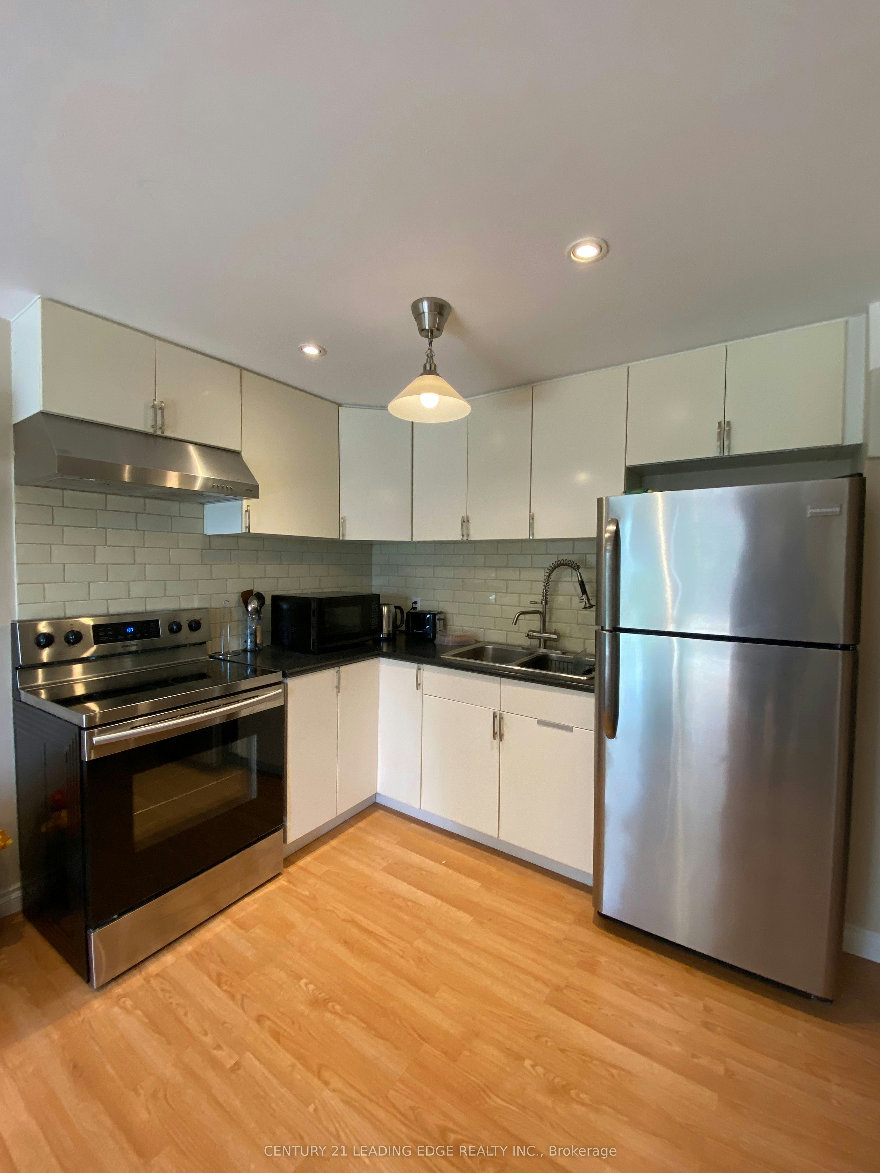 BSMT-24 Dairy Drive, Toronto, ON, M1L 0G2 - 4