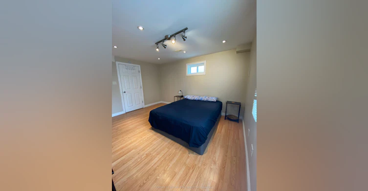 BSMT-24 Dairy Drive, Toronto, ON, M1L 0G2 - 8