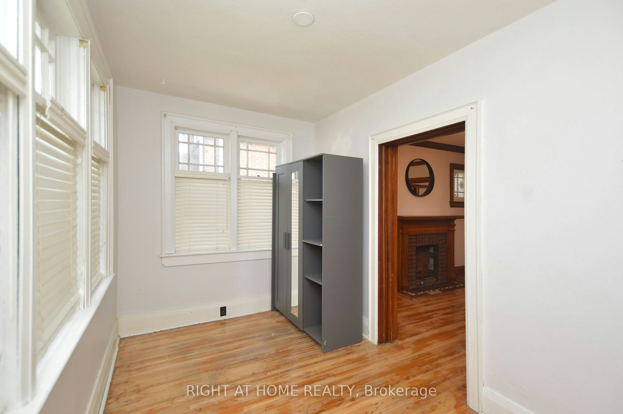 407 King Street E, Oshawa, ON, L1H 1E3 - 12
