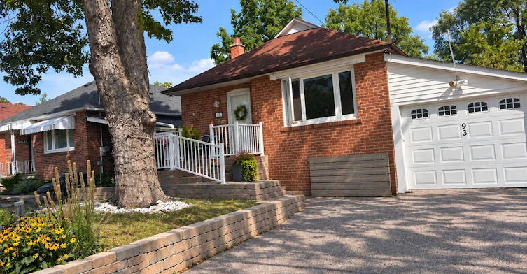 93 Ellington Drive, Toronto, ON, M1R 3Y2 - 3