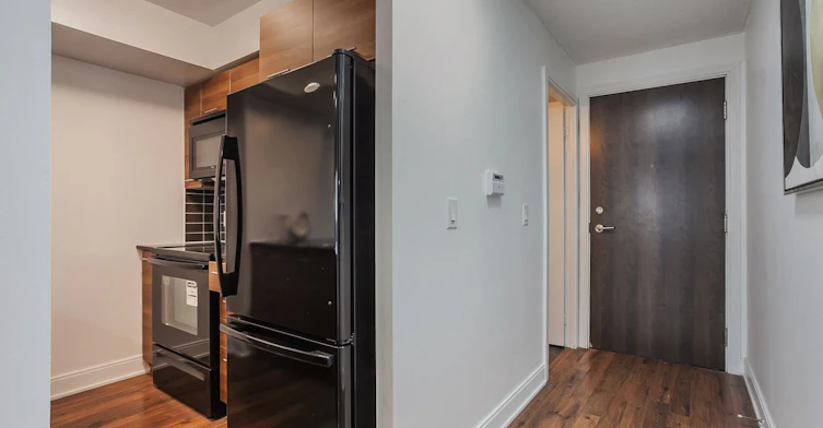 3211-125 Village Green Square, Toronto, ON, M1S 0G3 - 4