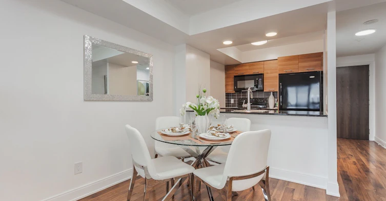 3211-125 Village Green Square, Toronto, ON, M1S 0G3 - 2