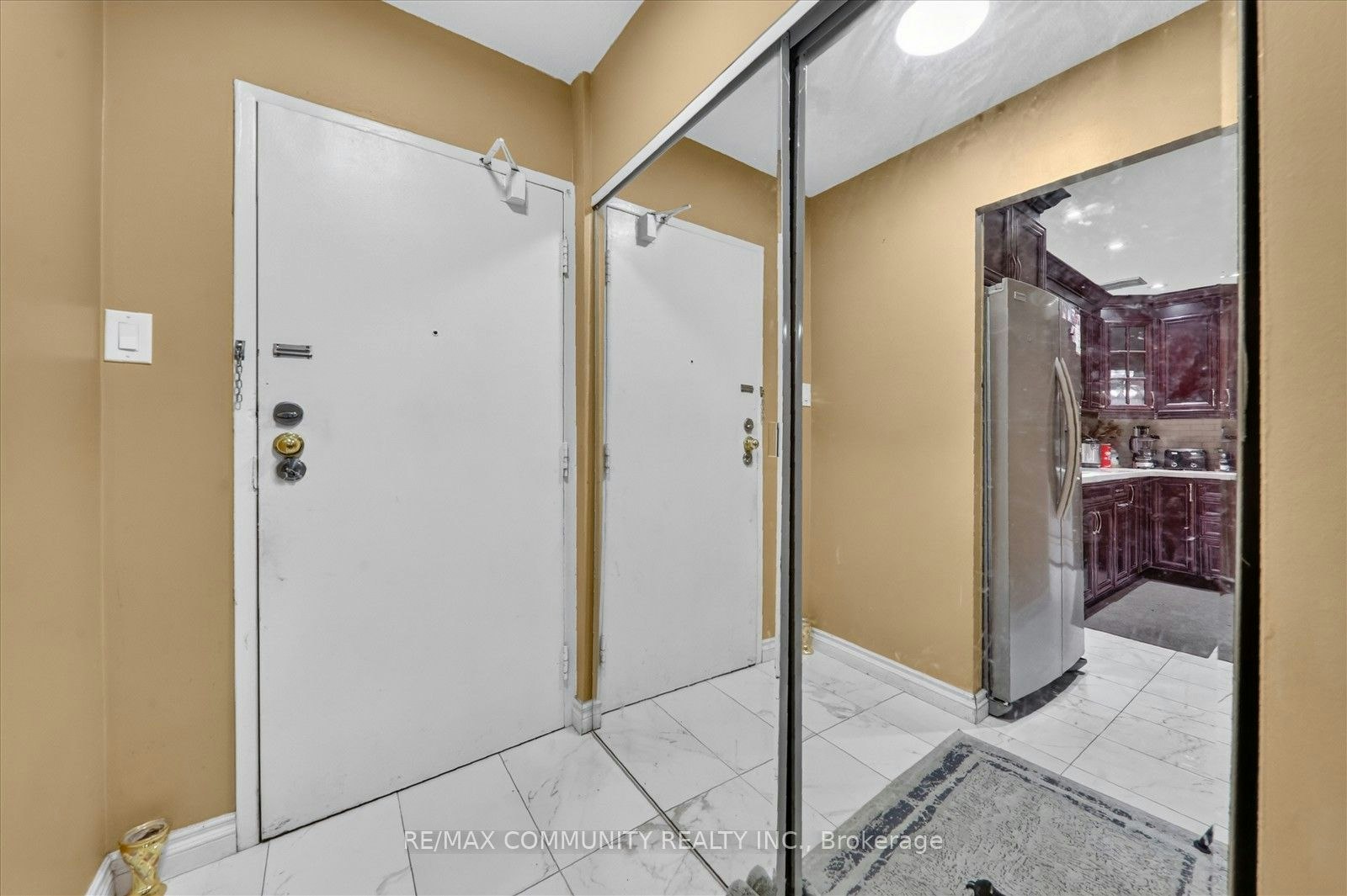 1067-100 Mornelle Court, Toronto, ON, M1E 4X2 - 8