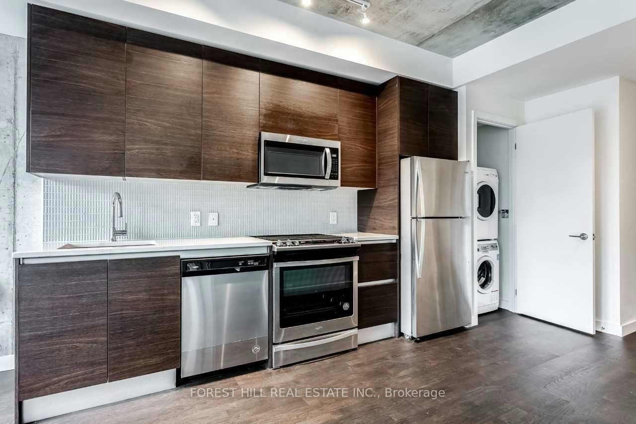 212-246 Logan Avenue, Toronto, ON, M4M 0E9 - 8
