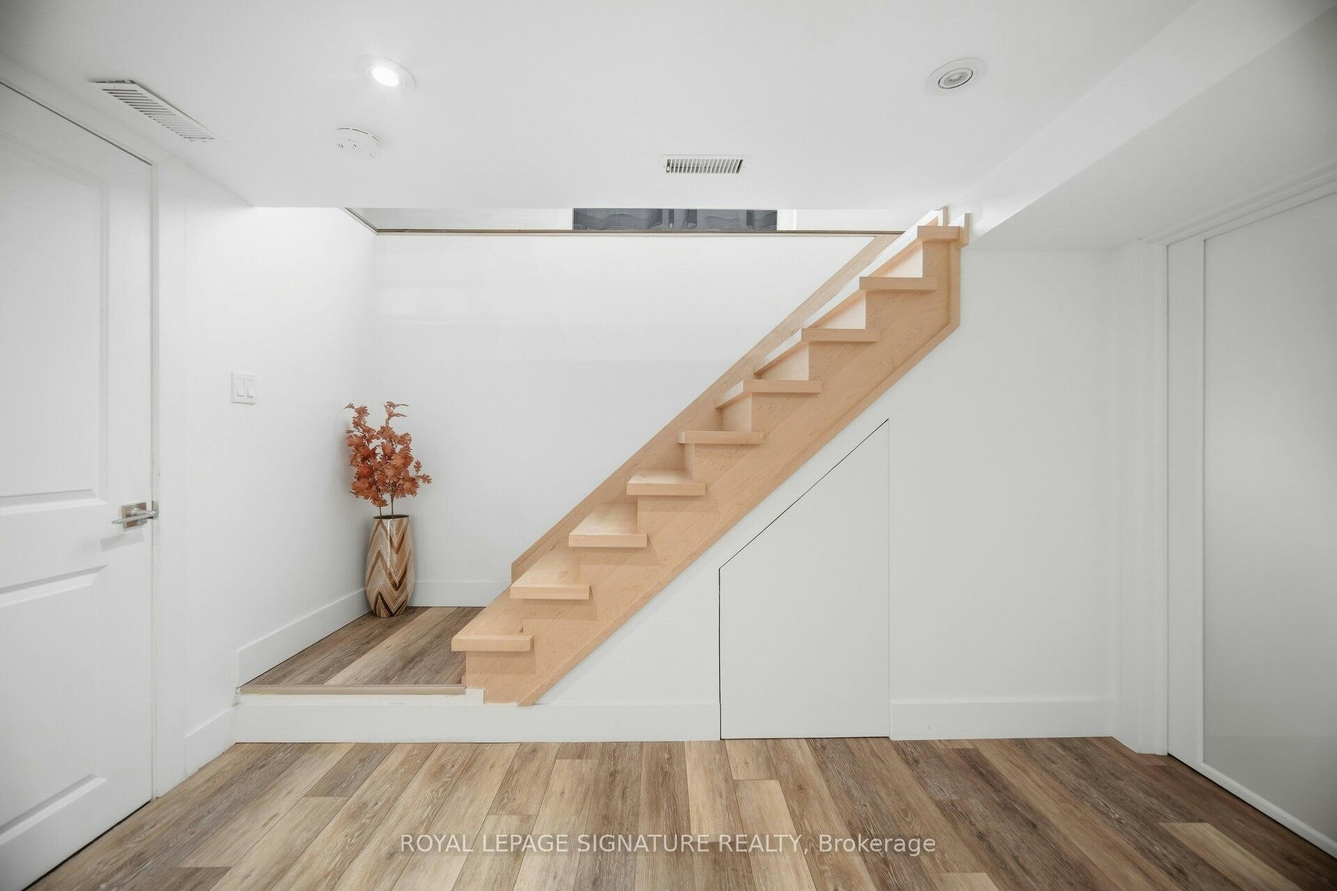 45 Furnival Road, Toronto, ON, M4B 1W4 - 40