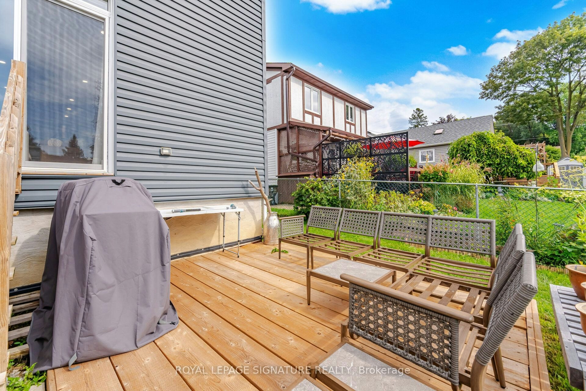 45 Furnival Road, Toronto, ON, M4B 1W4 - 49