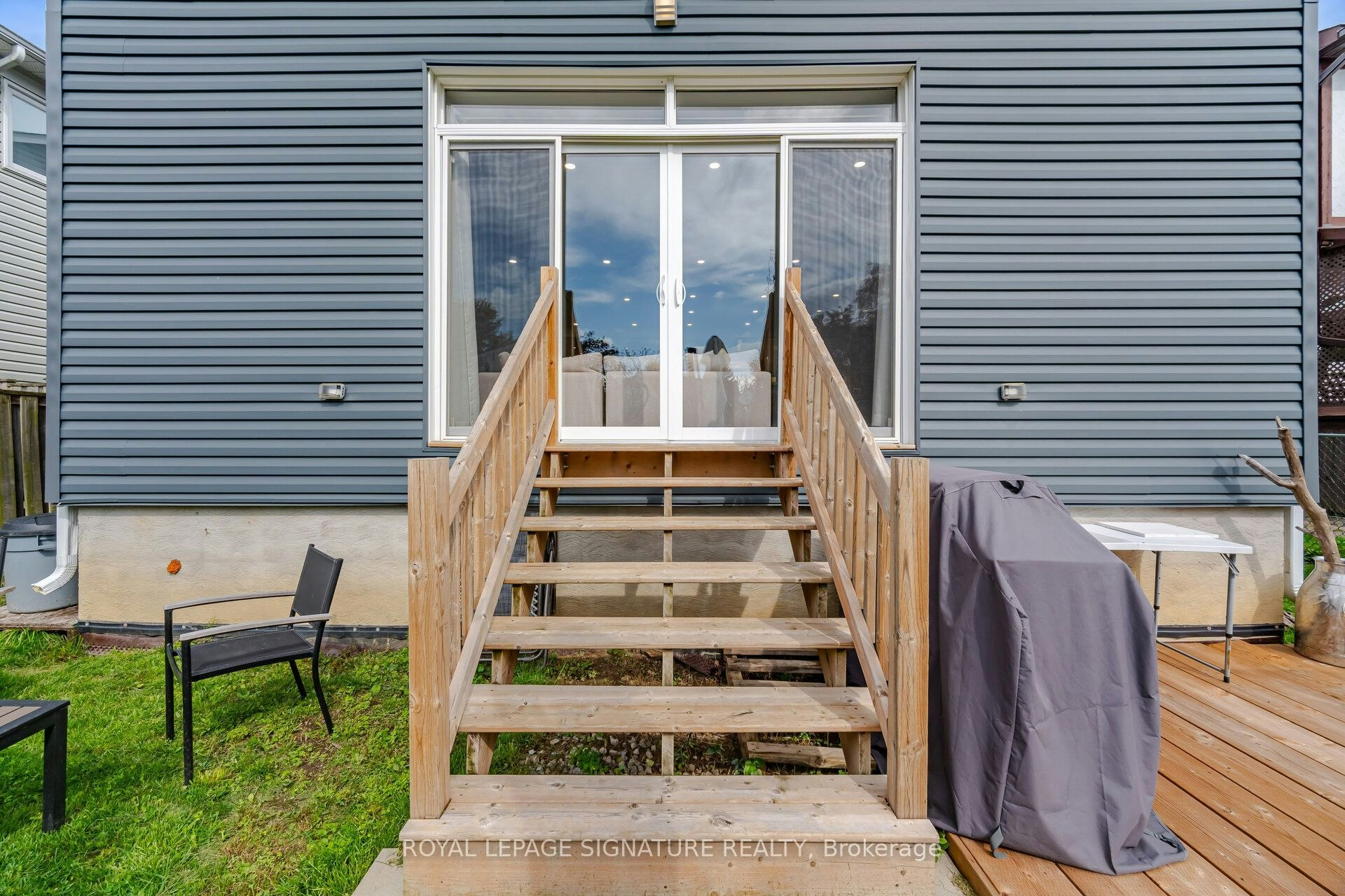 45 Furnival Road, Toronto, ON, M4B 1W4 - 47