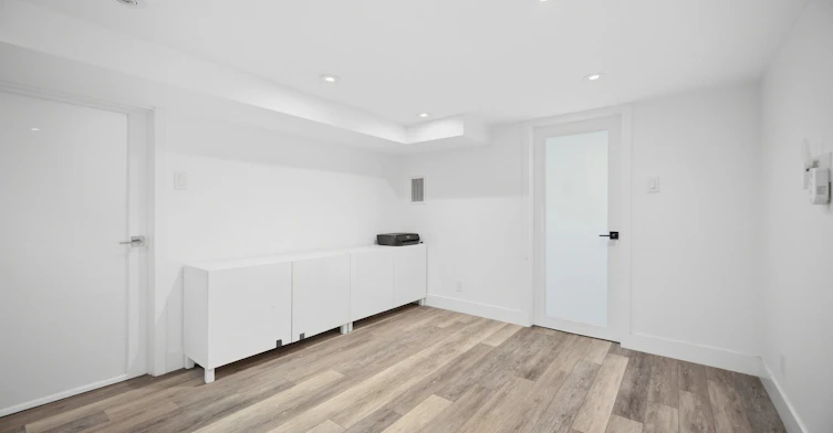45 Furnival Road, Toronto, ON, M4B 1W4 - 39
