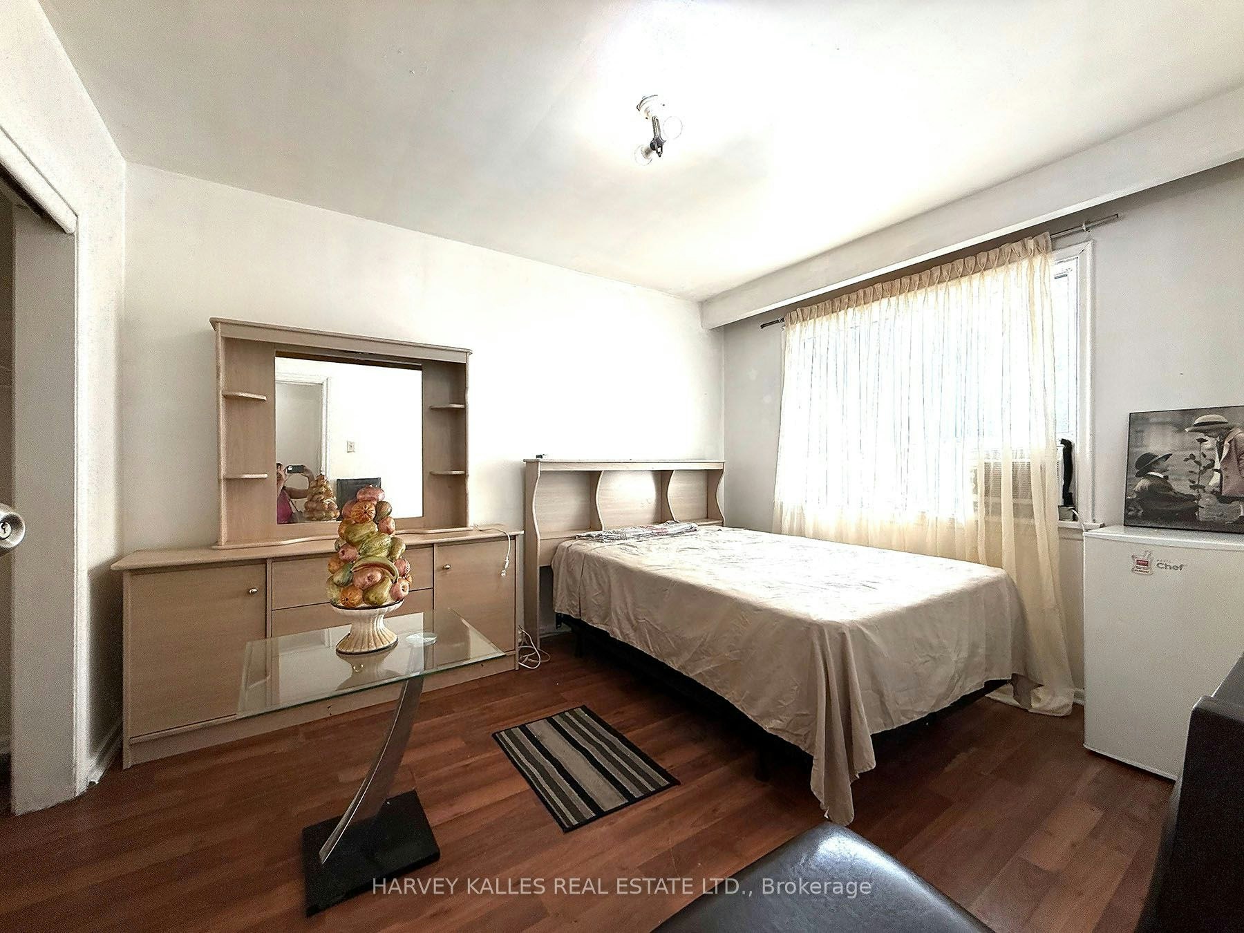 Room # 4-8 Medford Avenue, Toronto, ON, M1L 4G2 - 4
