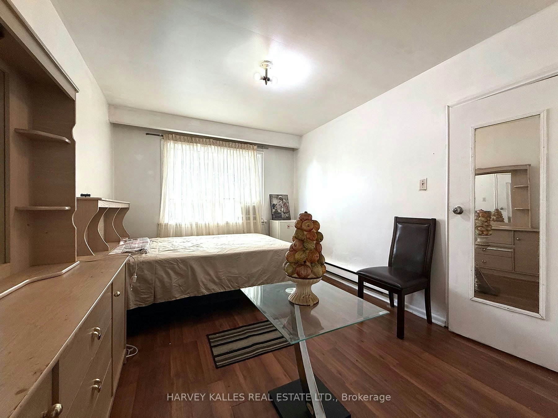 Room # 4-8 Medford Avenue, Toronto, ON, M1L 4G2 - 3