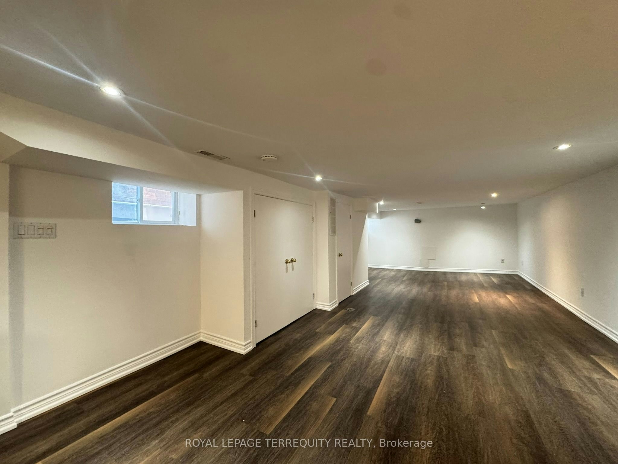Lower-153 Monarch Park Avenue, Toronto, ON, M4J 4R5 - 9