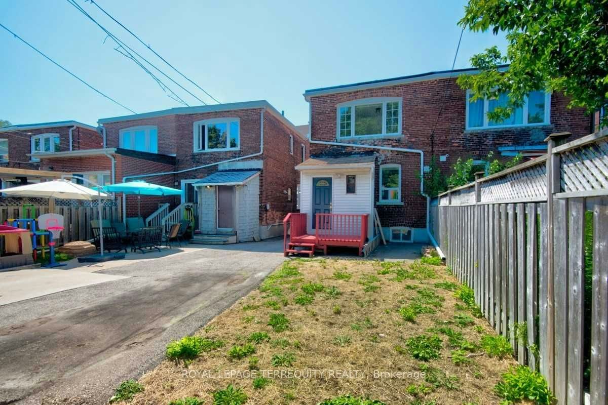 Lower-153 Monarch Park Avenue, Toronto, ON, M4J 4R5 - 14