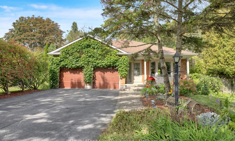 88 Hart Boulevard