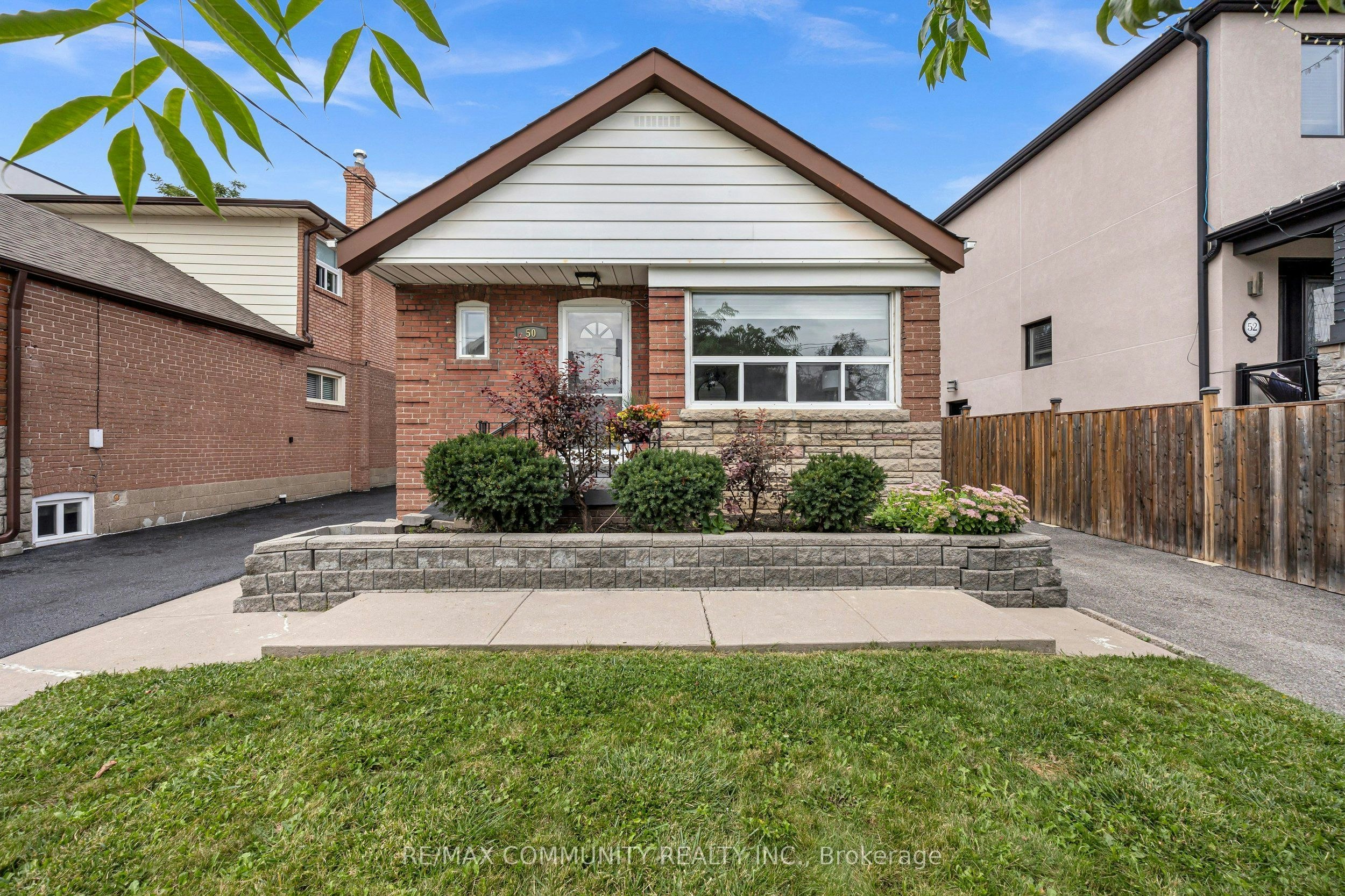 50 Joanith Drive, Toronto, ON, M4B 1S7
