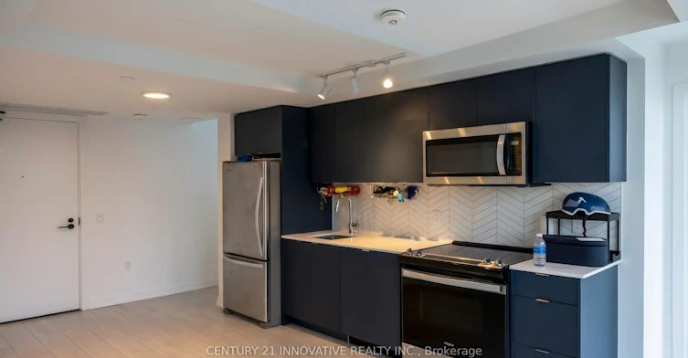 PH523-1610 Charles Street, Whitby, ON, L1N 0P5 - 12