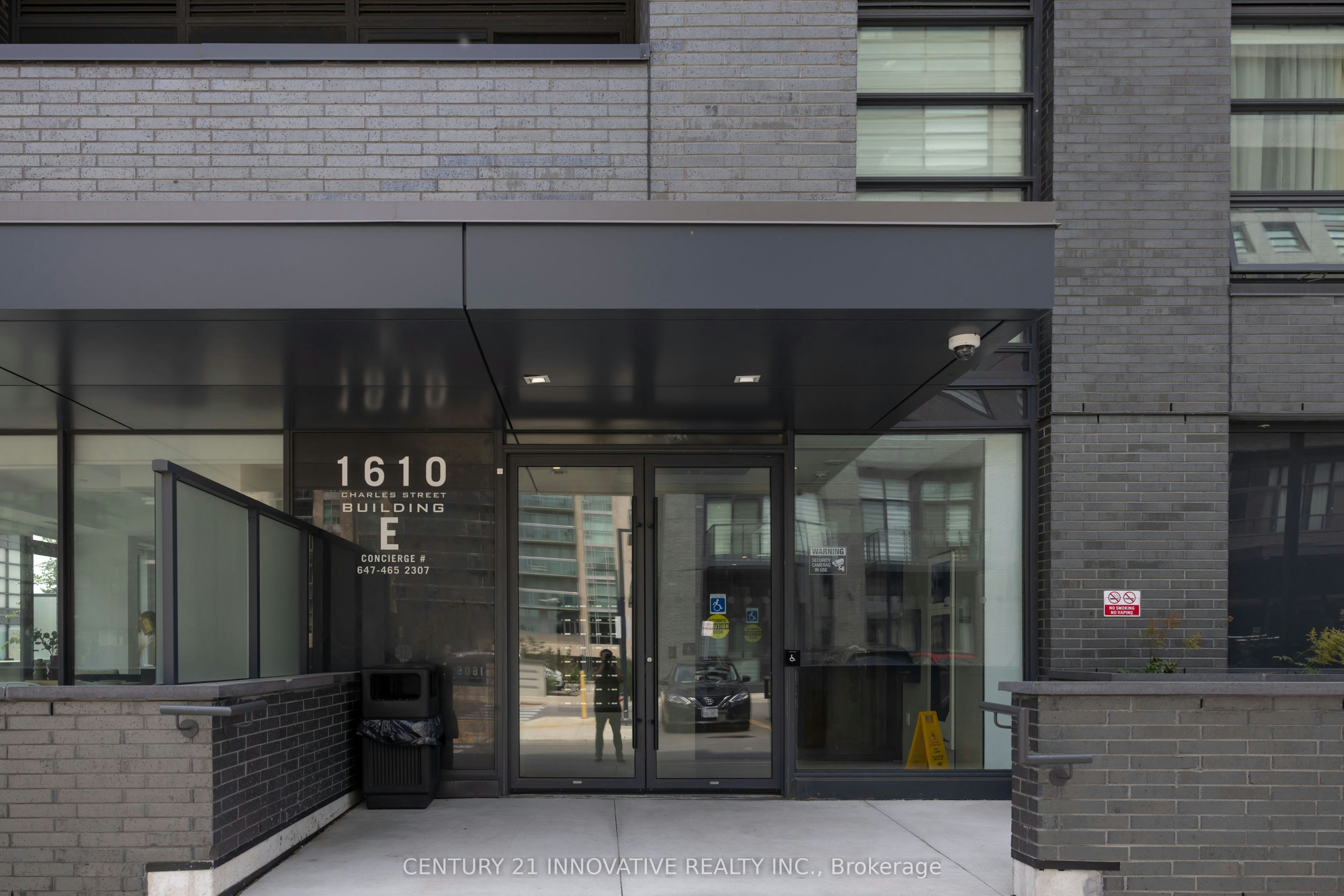 PH523-1610 Charles Street, Whitby, ON, L1N 0P5 - 2