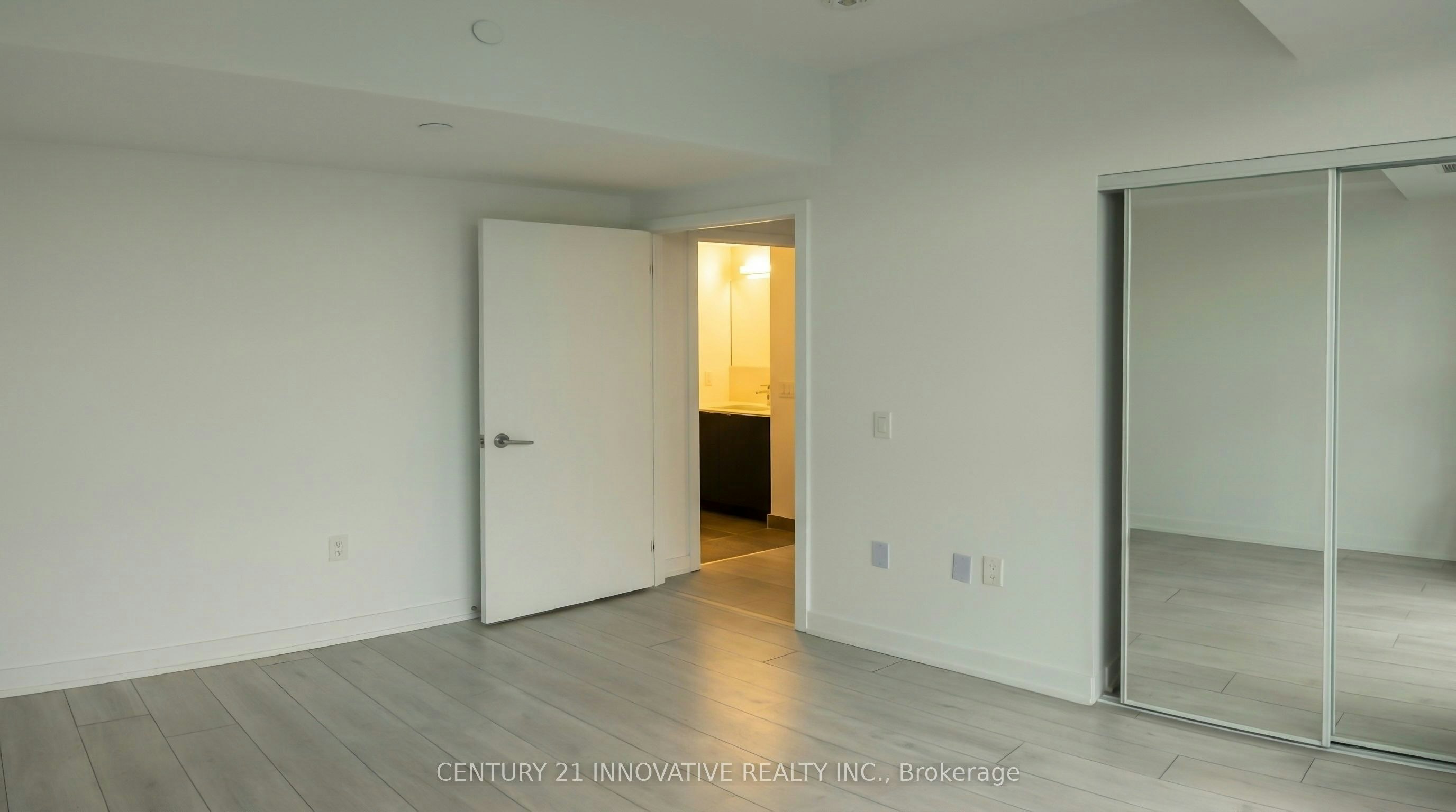 PH523-1610 Charles Street, Whitby, ON, L1N 0P5 - 14