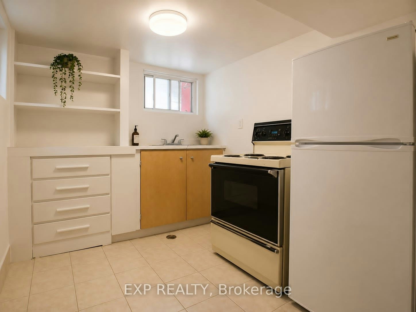 Lower-169 O'connor Drive, Toronto, ON, M4J 2S7 - 6