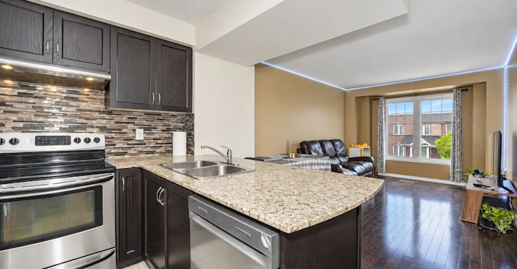 15 Blunden Road, Ajax, ON, L1Z 0K9 - 10