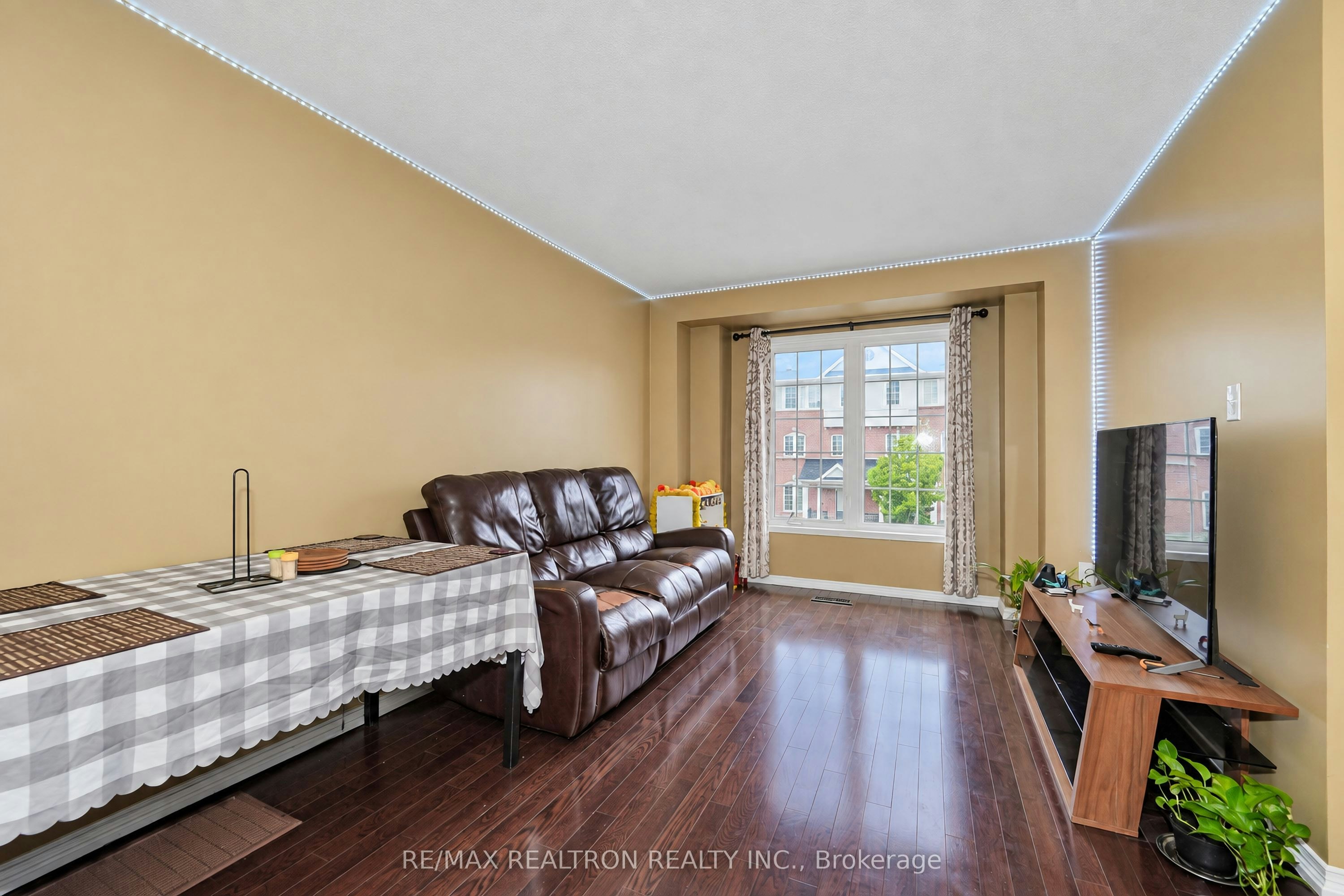 15 Blunden Road, Ajax, ON, L1Z 0K9 - 4