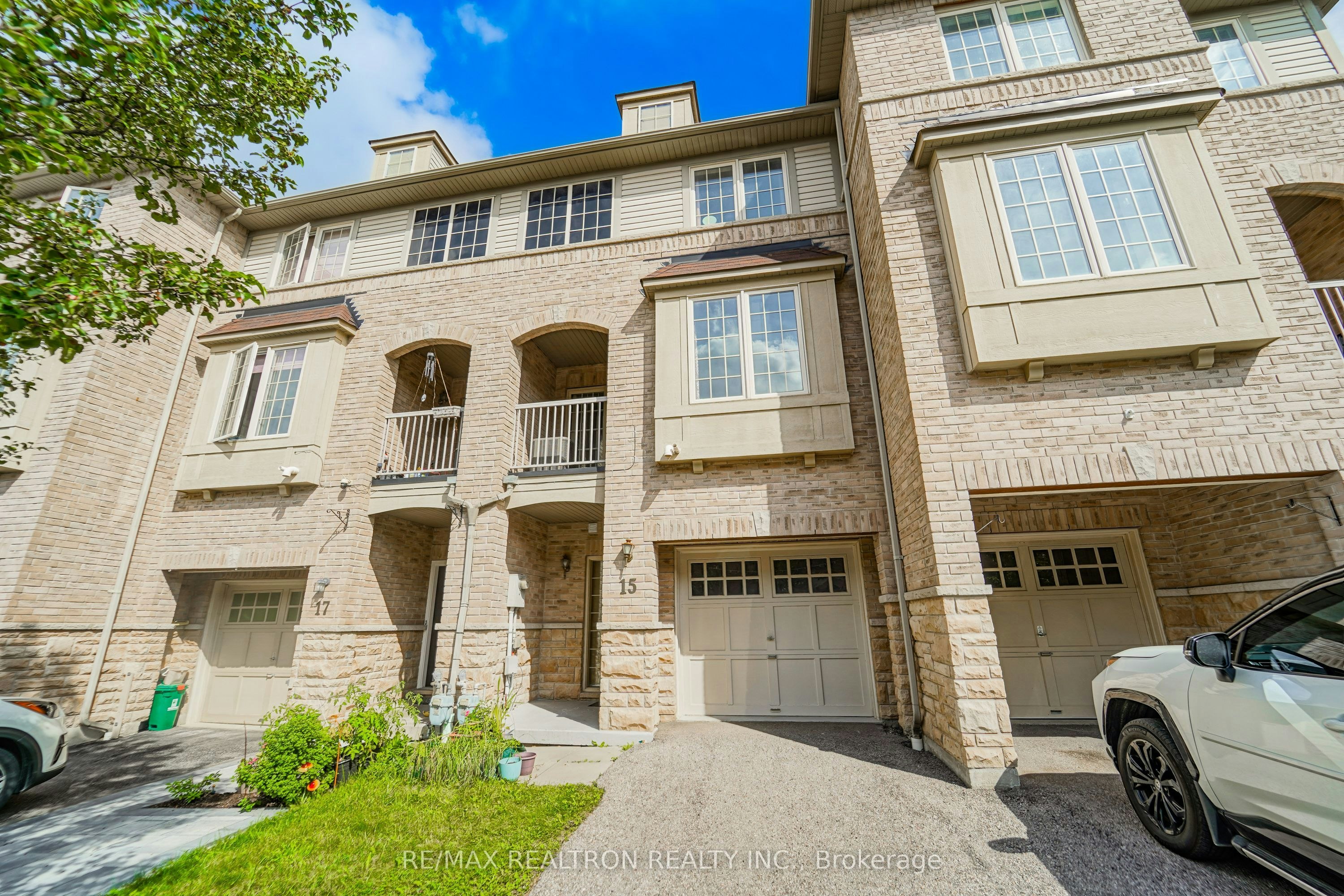 15 Blunden Road, Ajax, ON, L1Z 0K9 - 2