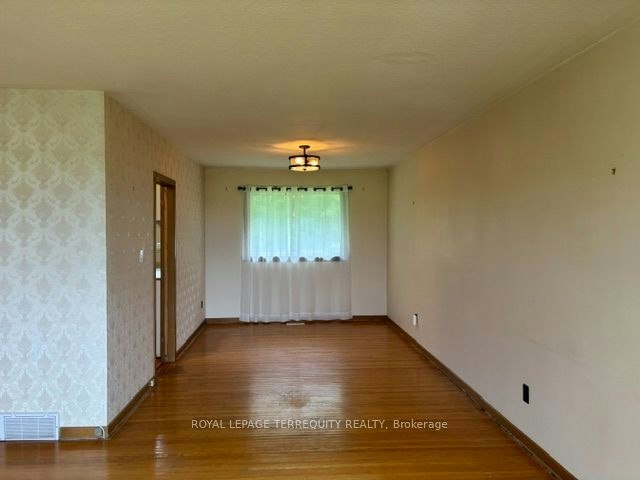 7421 Cochrane Street, Whitby, ON, L1M 1R1 - 16
