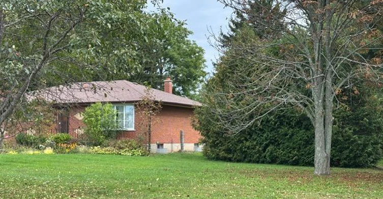 7421 Cochrane Street, Whitby, ON, L1M 1R1 - 6