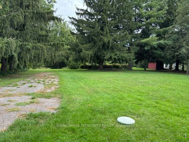 7421 Cochrane Street, Whitby, ON, L1M 1R1 - 7