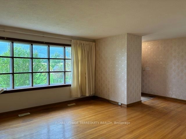 7421 Cochrane Street, Whitby, ON, L1M 1R1 - 15