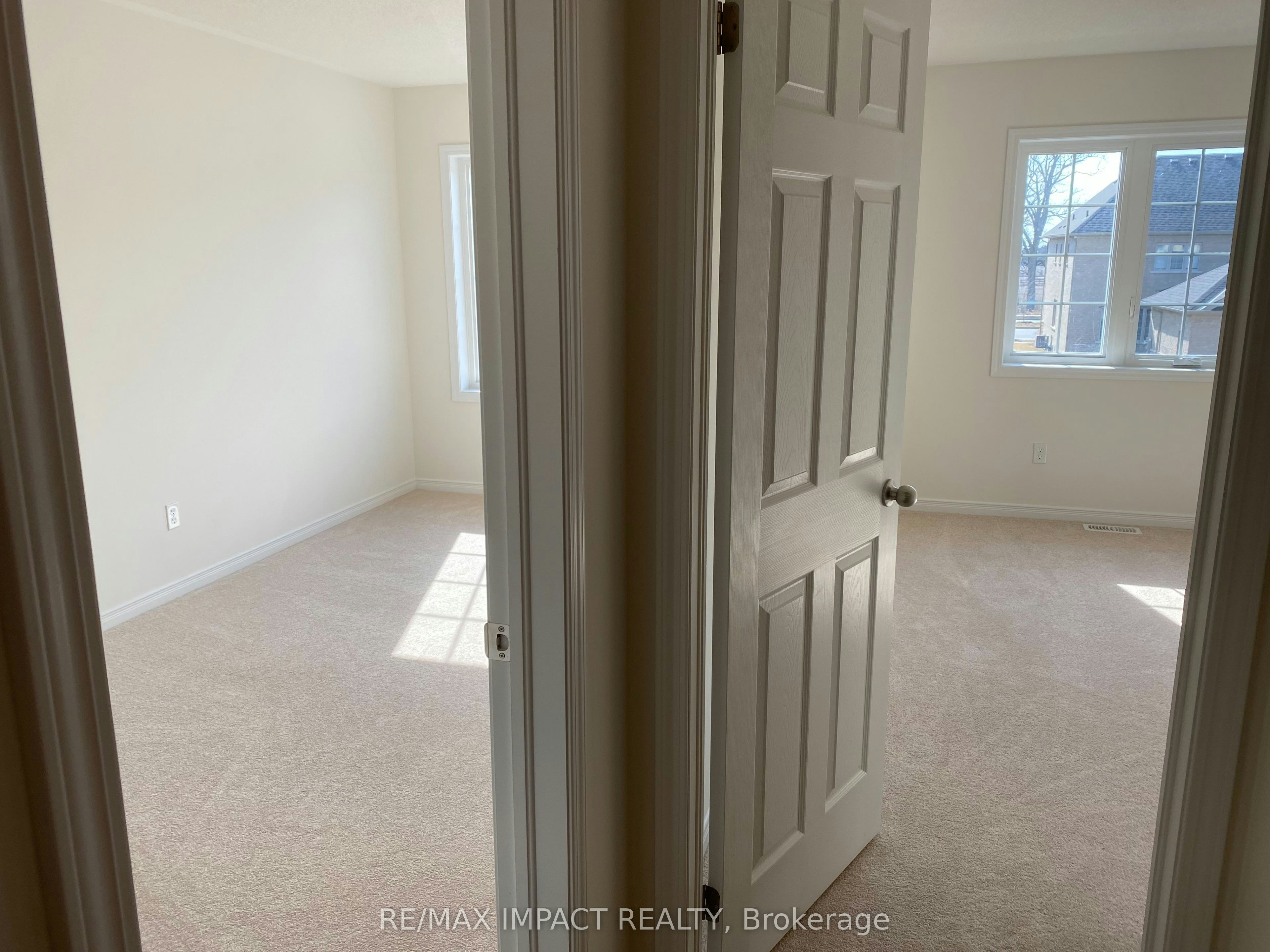 144 Ice Palace Crescent, Oshawa, ON, L1L 0G9 - 11