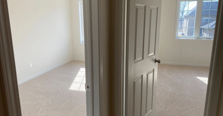 144 Ice Palace Crescent, Oshawa, ON, L1L 0G9 - 11