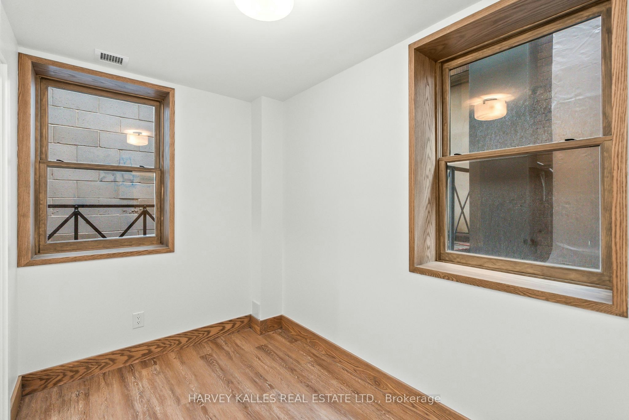 One-663 Greenwood Avenue, Toronto, ON, M4J 4B3 - 5