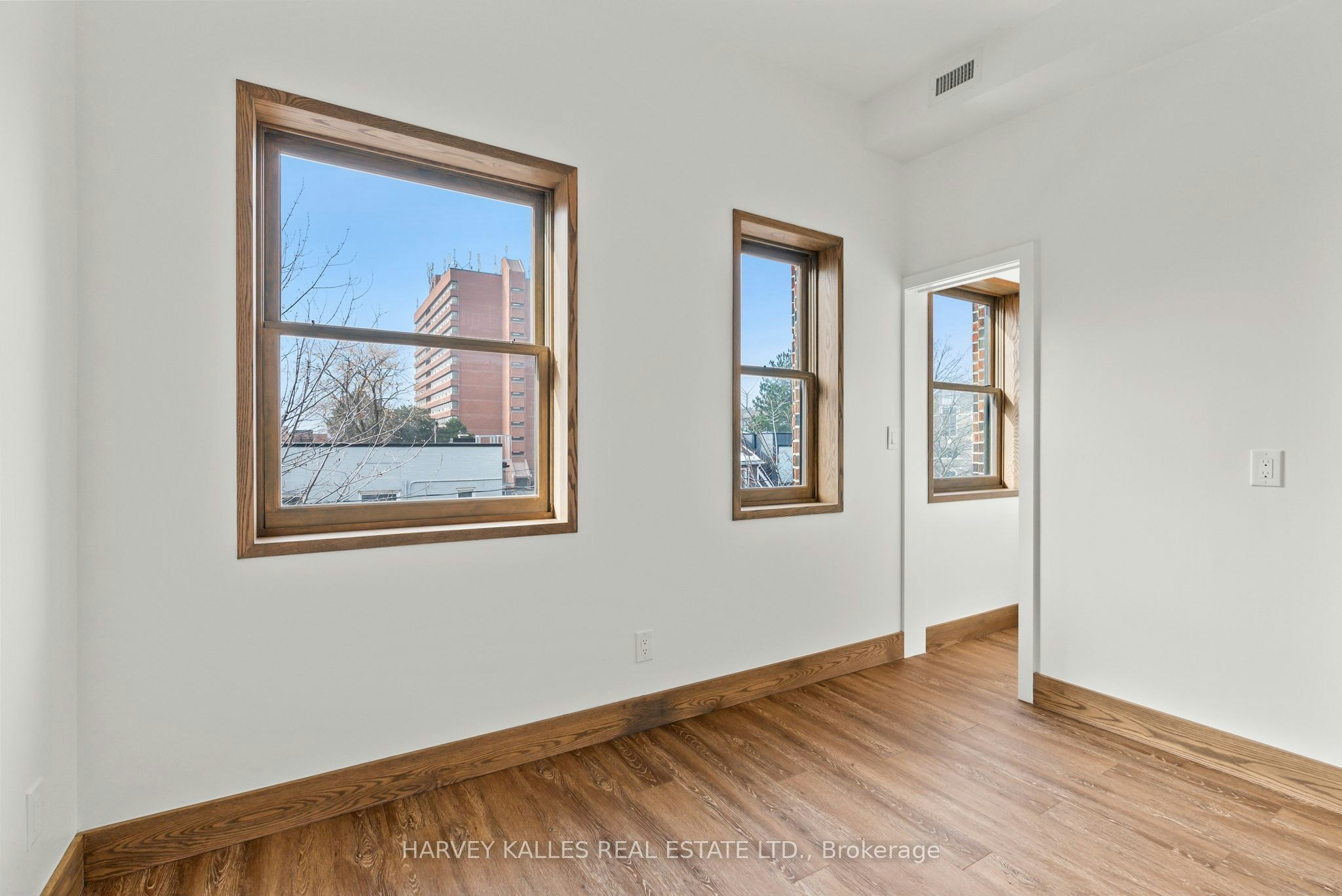 One-663 Greenwood Avenue, Toronto, ON, M4J 4B3 - 14