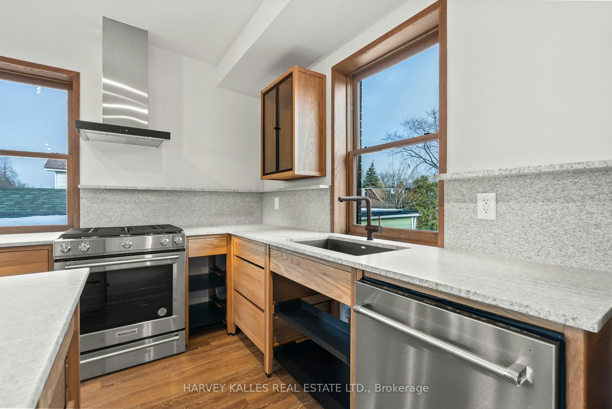 One-663 Greenwood Avenue, Toronto, ON, M4J 4B3 - 26