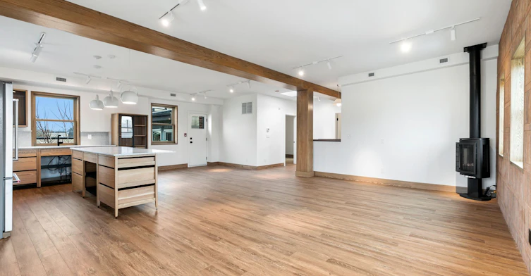 One-663 Greenwood Avenue, Toronto, ON, M4J 4B3 - 35