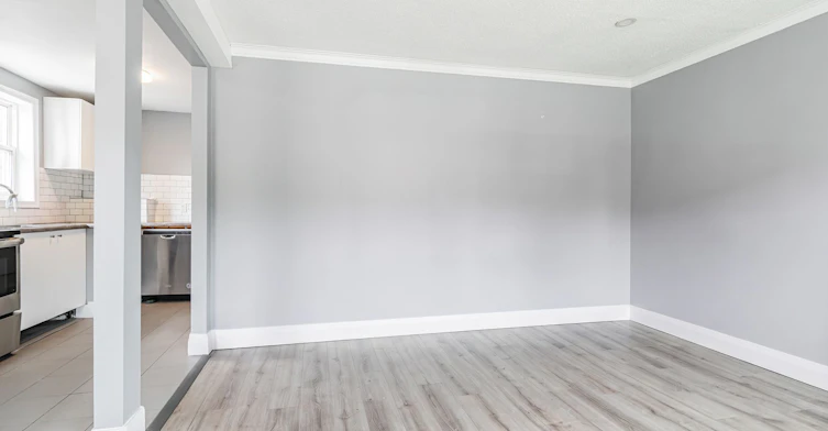 2935 St Clair Avenue E, Toronto, ON, M4B 1N9 - 7