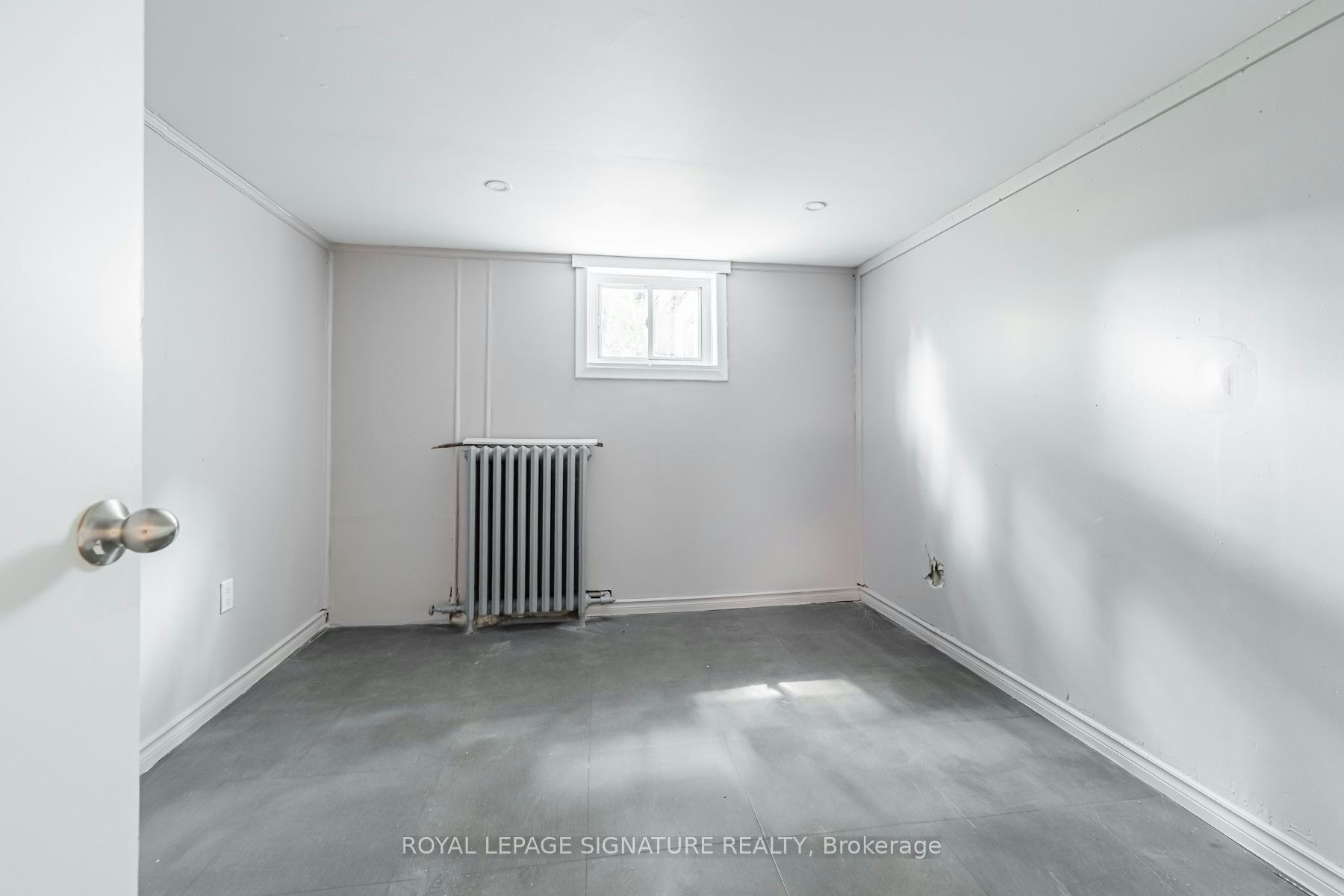 2935 St Clair Avenue E, Toronto, ON, M4B 1N9 - 27