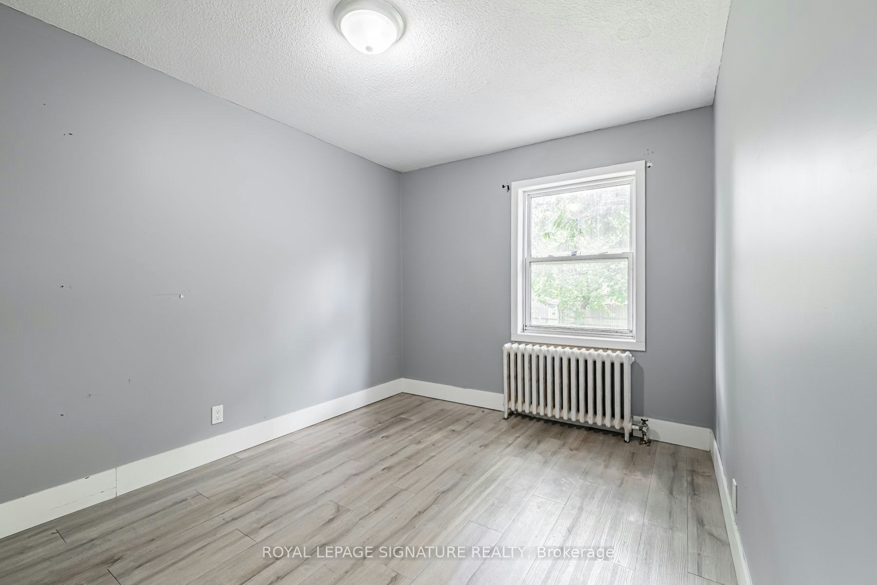 2935 St Clair Avenue E, Toronto, ON, M4B 1N9 - 15