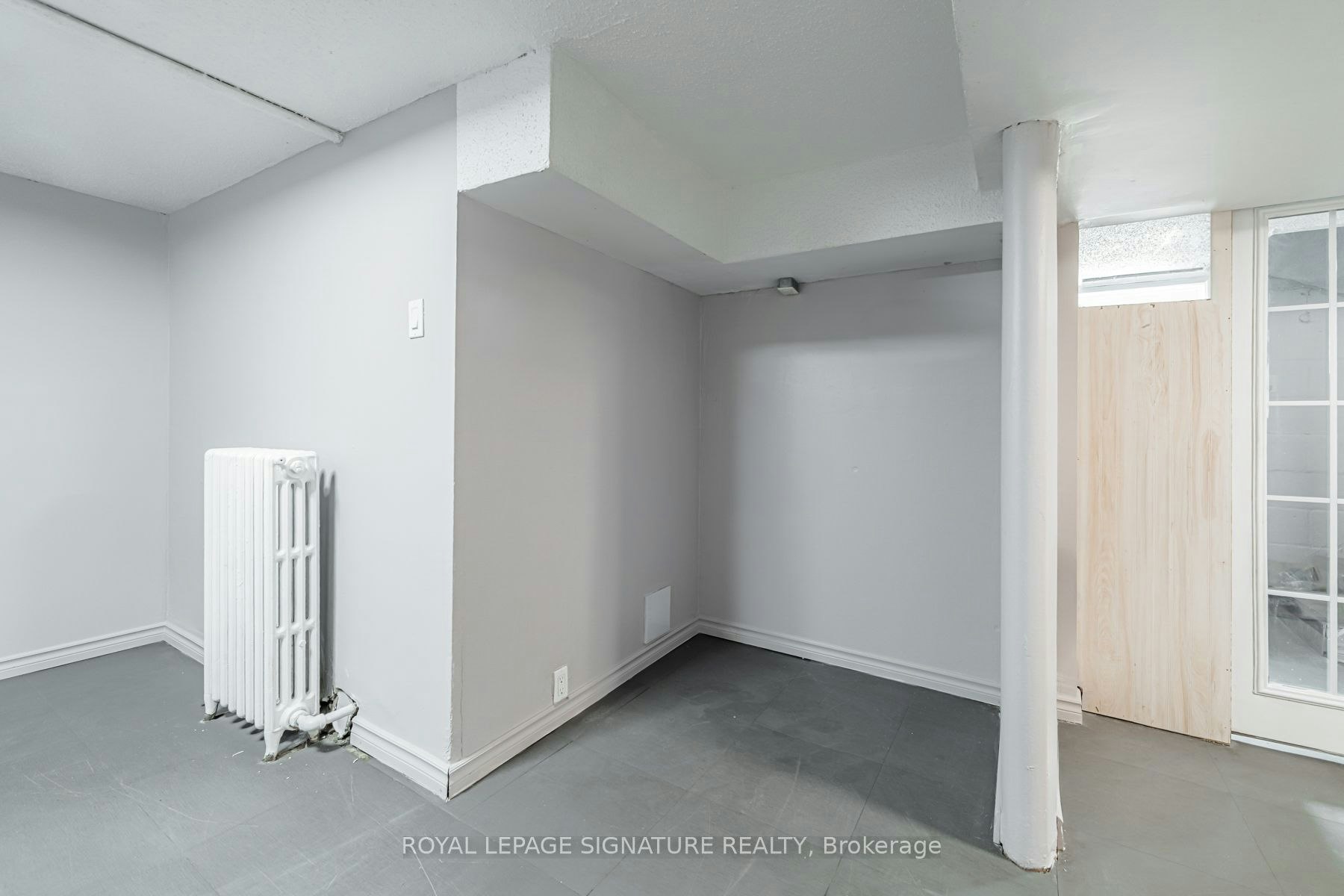 2935 St Clair Avenue E, Toronto, ON, M4B 1N9 - 24