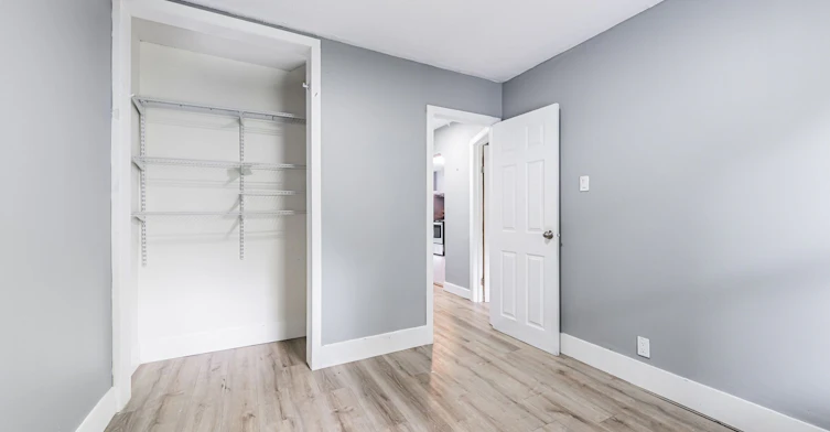 2935 St Clair Avenue E, Toronto, ON, M4B 1N9 - 13