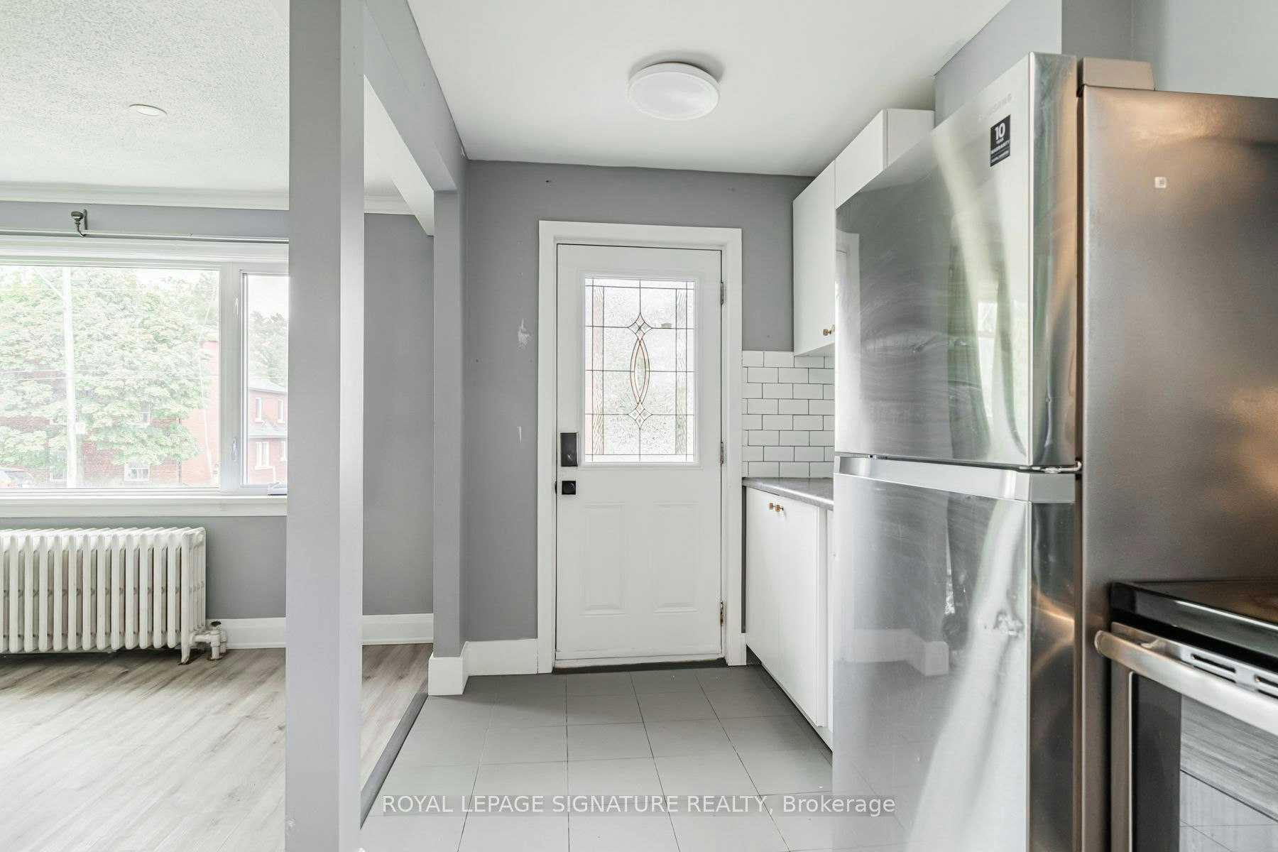 2935 St Clair Avenue E, Toronto, ON, M4B 1N9 - 3