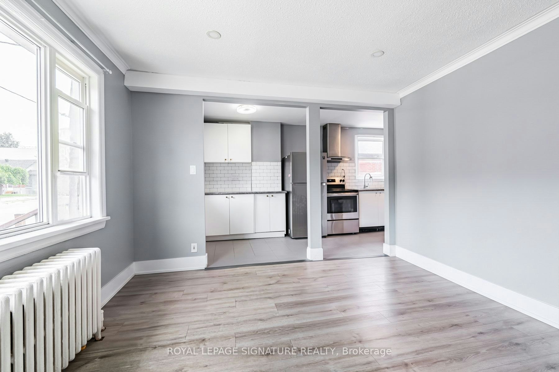 2935 St Clair Avenue E, Toronto, ON, M4B 1N9 - 6