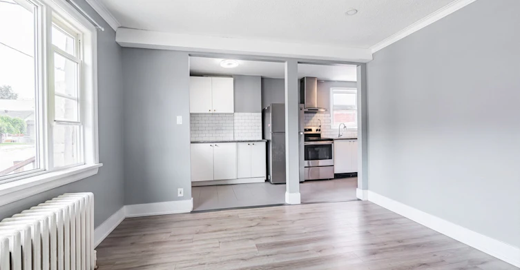 2935 St Clair Avenue E, Toronto, ON, M4B 1N9 - 6