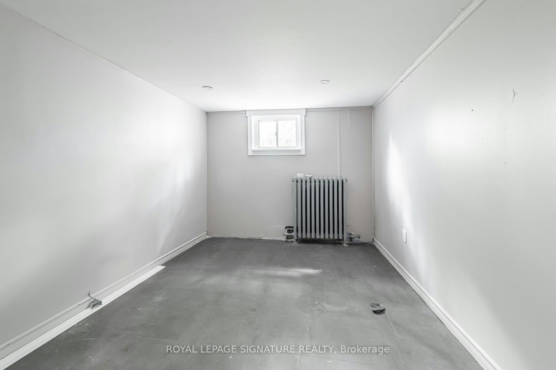 2935 St Clair Avenue E, Toronto, ON, M4B 1N9 - 29