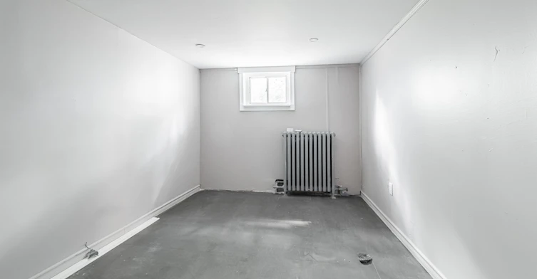 2935 St Clair Avenue E, Toronto, ON, M4B 1N9 - 29