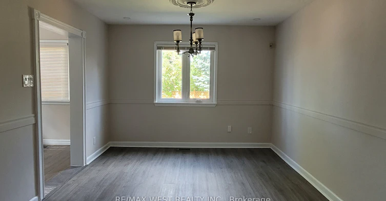 Upper-65 Clapperton Avenue, Toronto, ON, M1L 4K7 - 4