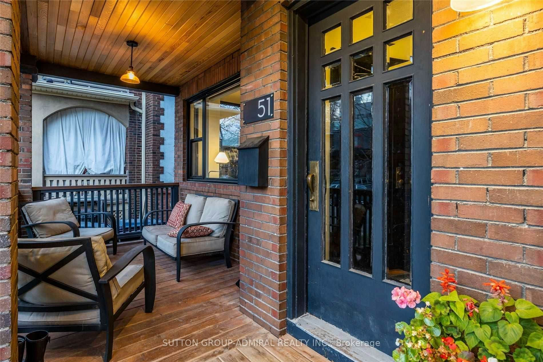 Upper-51 Wineva Avenue, Toronto, ON, M4E 2T1 - 9
