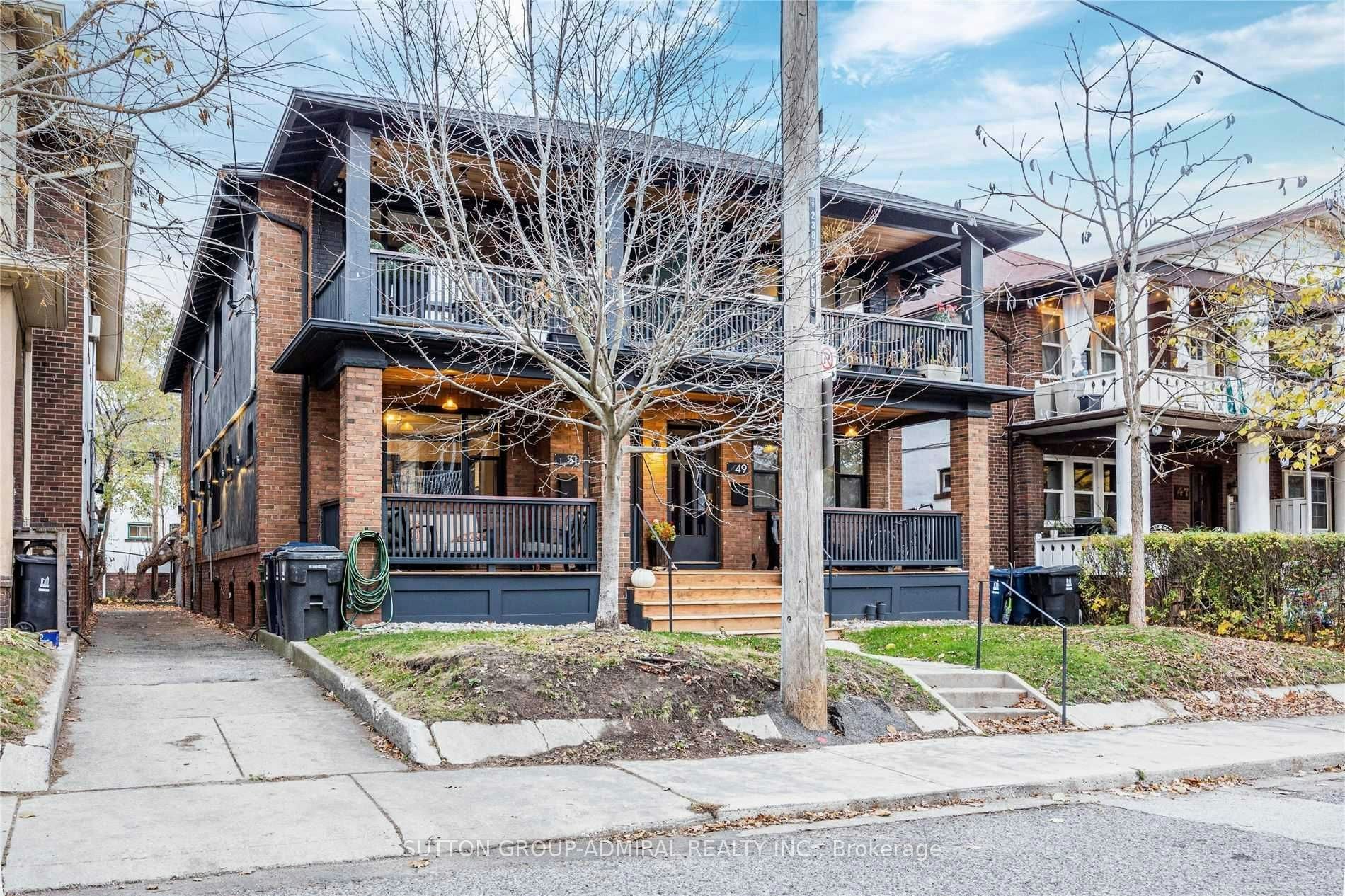 Upper-51 Wineva Avenue, Toronto, ON, M4E 2T1