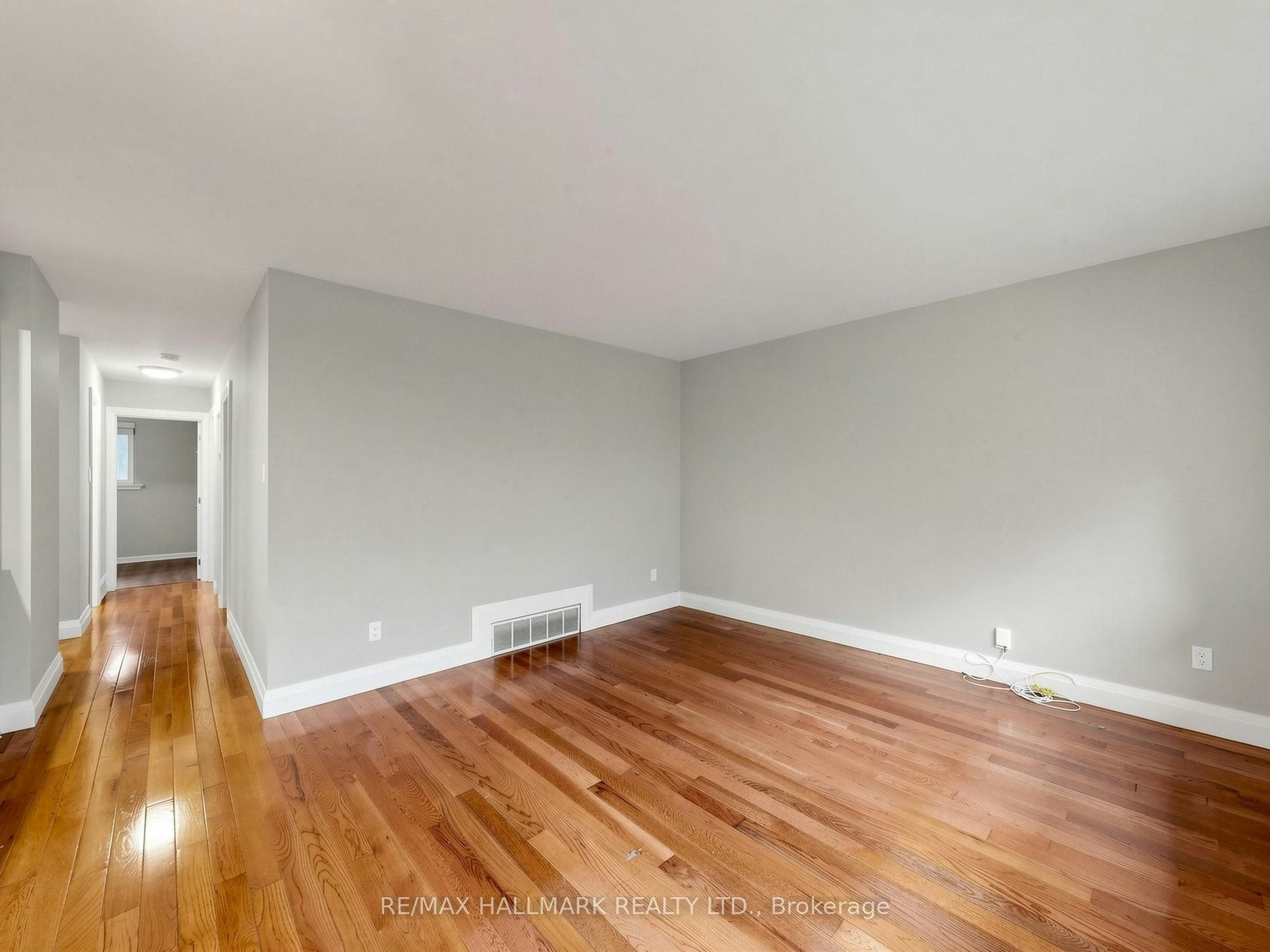 59 Woodgarden Crescent, Toronto, ON, M1E 3K3 - 9
