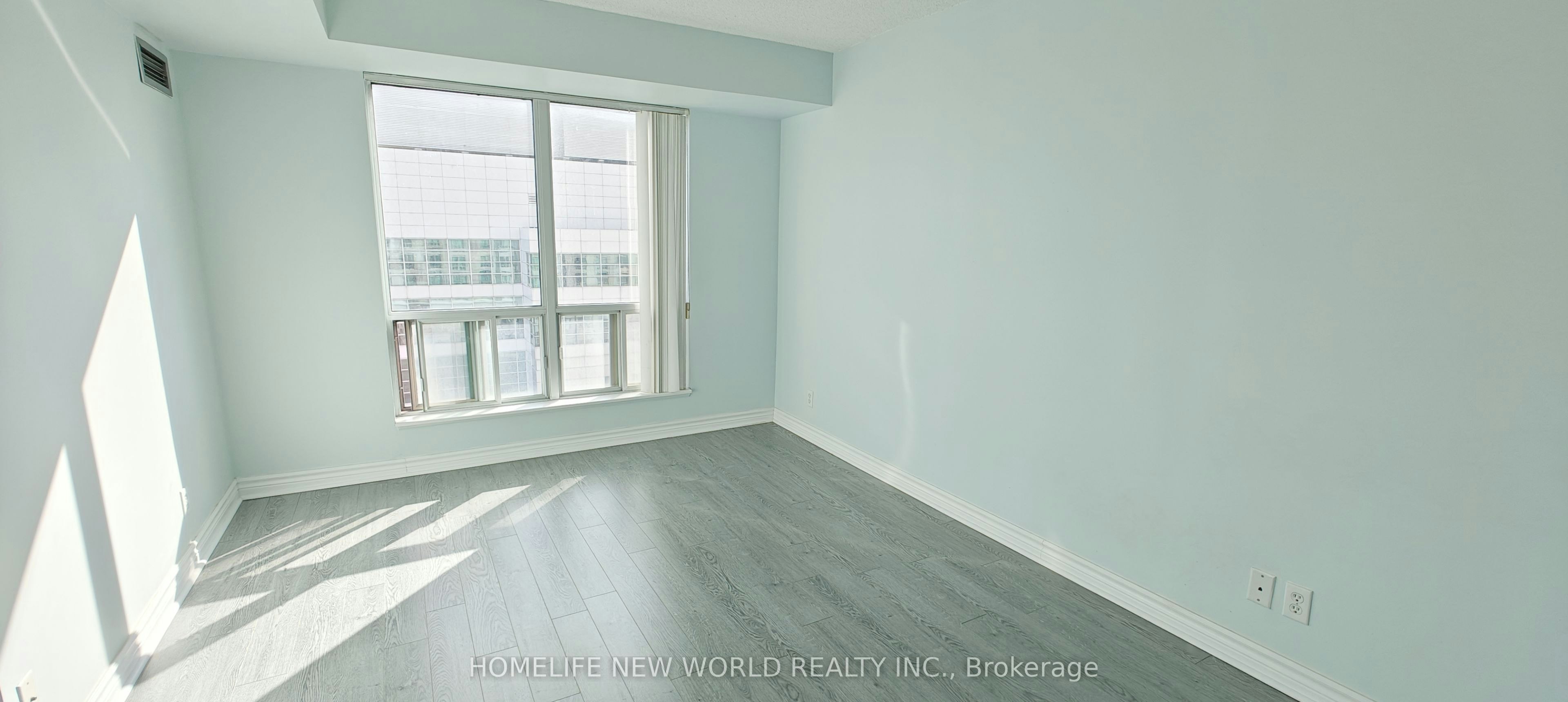 806-1 Lee Centre Drive, Toronto, ON, M1H 3J2 - 11